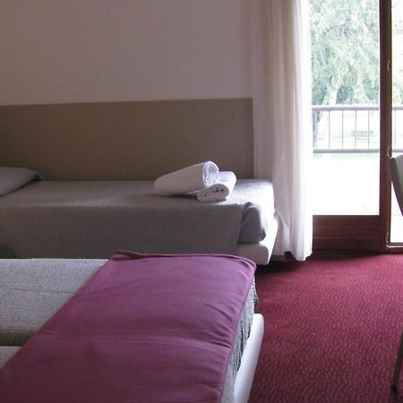 Hotel Villa Claudia Torbole Sul Garda Szoba fotó